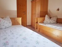 Schlafzimmer mit 2 Einzelbetten Schlafzimmer mit 2 Einzelbetten