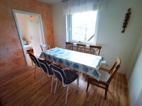 Esszimmer (große FeWo) Esszimmer (große FeWo)