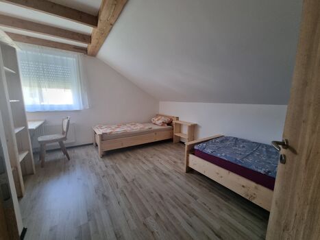 Bellenberg - Ferienhaus mit großem Garten Bild 2 Bellenberg - Ferienhaus mit großem Garten Bild 2