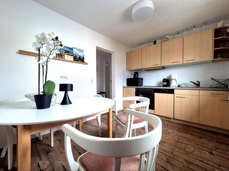 Möblierte Wohnung mit Garten und Grill Bild 4