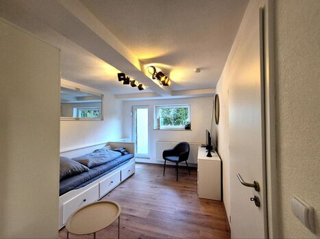 Möblierte Wohnung mit Garten und Grill