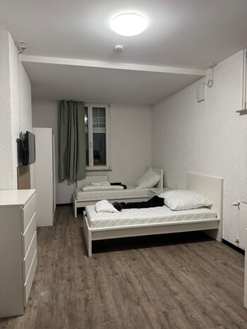 NEU Apartmenthaus für Monteure in Hanau WIFI PARKING Bild 2