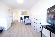 Große 3-Zimmer-Wohnung mit Balkon nahe Volkswagen Picture 2