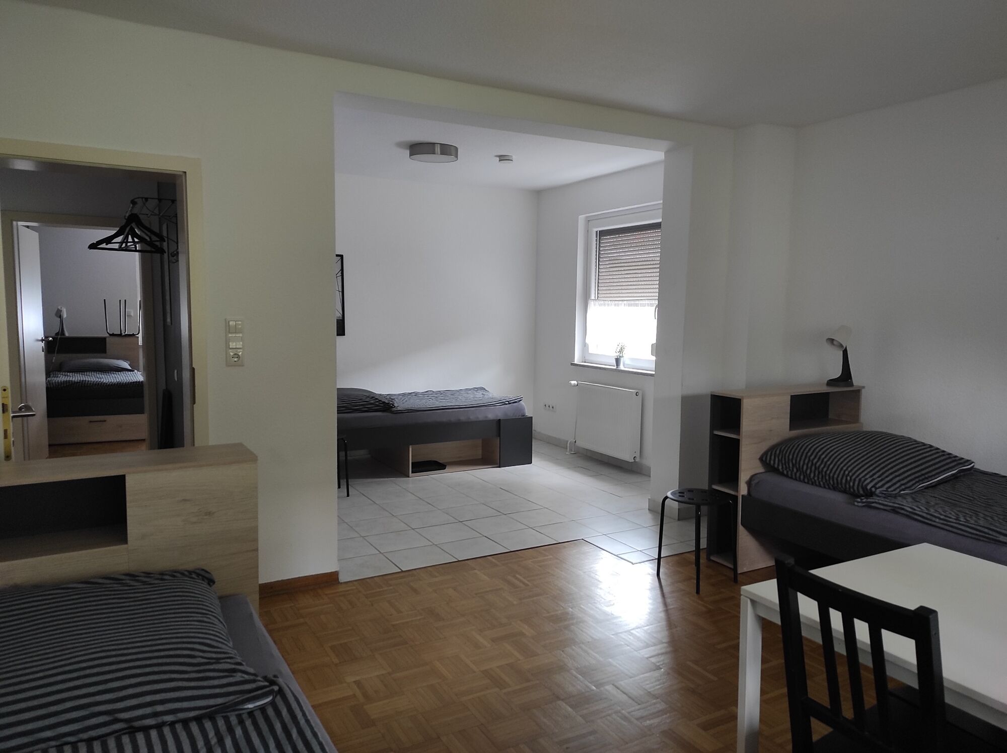 Zimmer mit drei Betten 