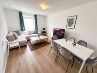 Wohnzimmer und Essbereich