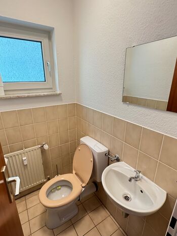 Zentrale Lage für bis zu 8 Monteure Bild 3