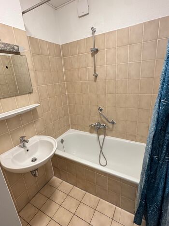 Zentrale Lage für bis zu 8 Monteure Bild 4