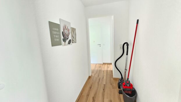 Home for workers- fully equipped, TOP WIFI, SMART TV Bild 4