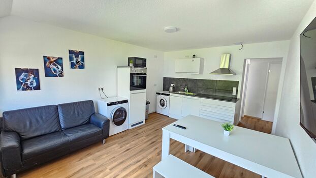 Home for workers- fully equipped, TOP WIFI, SMART TV