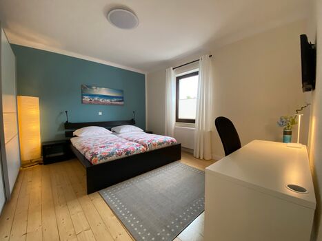 2 Großzügige Ferienwohnungen - Nur 15 min bis Koblenz