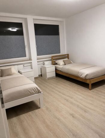 🏠 Monteurwohnung Leverkusen | bis 7 Personen | 📶 WLAN 🧺 Waschmaschine