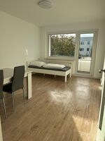 3-Raum Wohnung mit Parkplatz in Rostock Picture 1