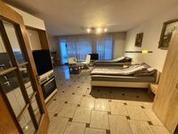 monteurzimmerKING in Aurach Bild 2