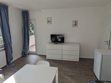 Neue Monteurwohnung + Vollausstattung Küche, WaMa, SpüMa, TV Picture 2