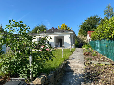 Big, cozy Villa/ Nature + Pool Picture 3