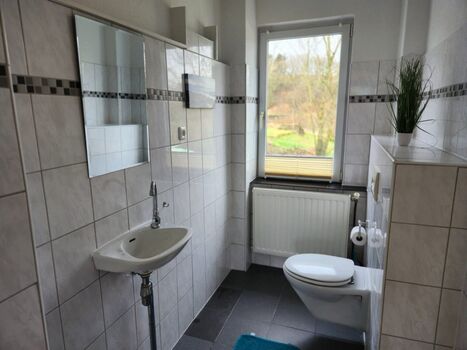 HomeRent in Büdesheim, Gondenbrett und Umgebung Bild 2