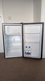 Jedes Schlafzimmer mit Kühlschrank