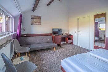 K357 - Staffboarding - Personal- und Monteurzimmer Bild 4