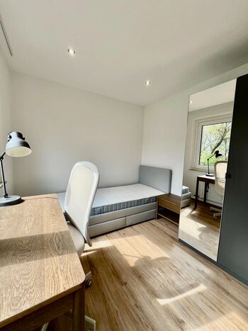 Toni-Sender-Straße 10, Frankfurt am Main Bild 5