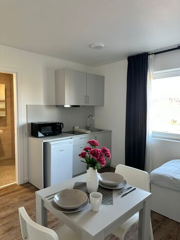 Gästezimmer in Halle (Saale) – ideal für Firmen und Reisende Bild 4