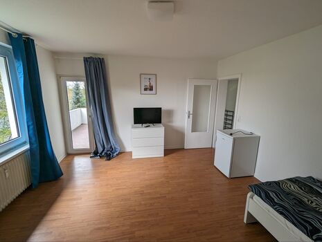 Moderne 3-Zimmer-Wohnung + Gäste-WC, Vollbad, WaMa, SpüMa,TV Obrázok 1