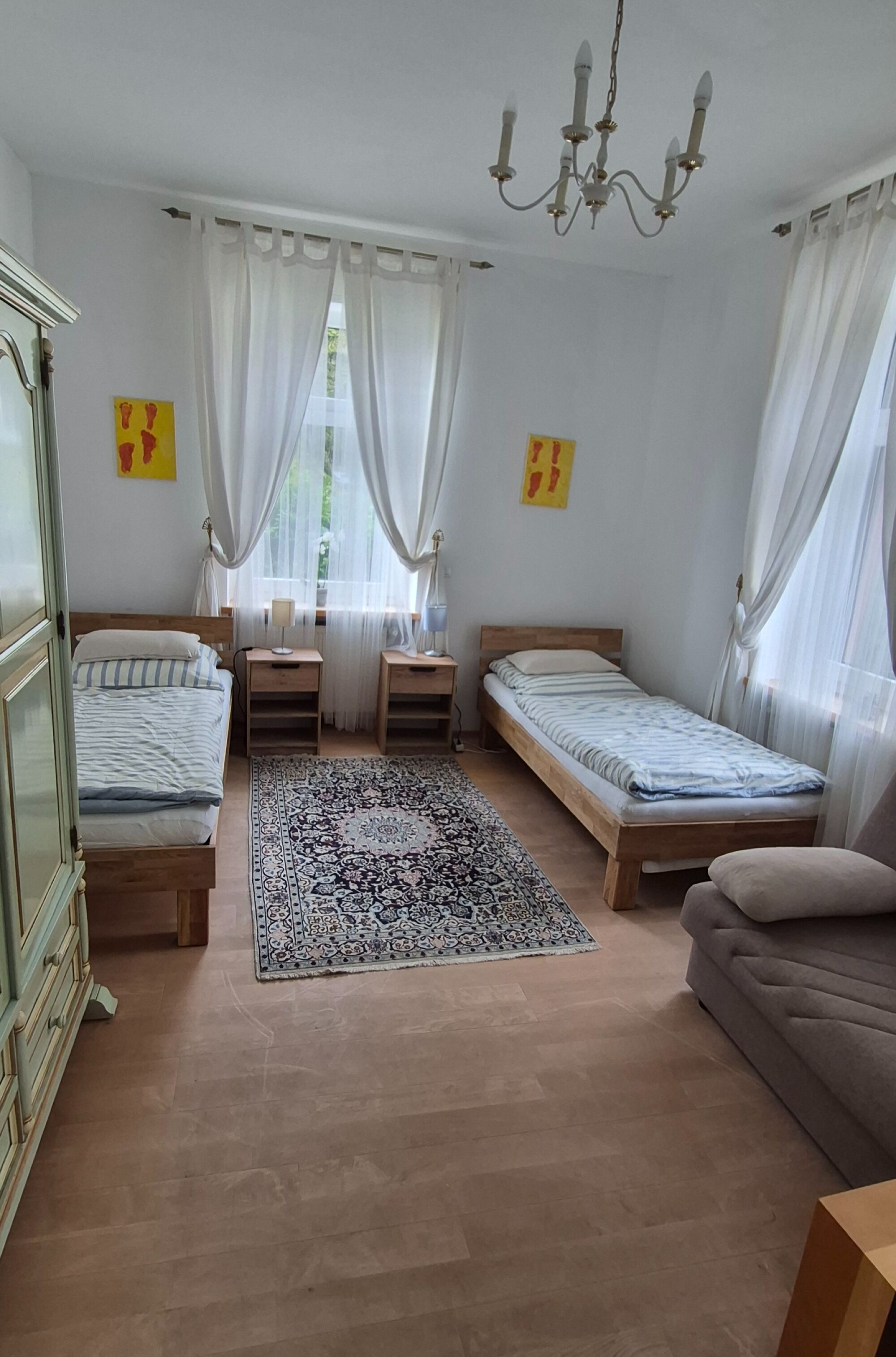 Einzelnbett-Schlafzimmer-1