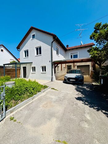 Vollausgestattetes Haus mit Terrasse und Parkplatz Bild 1