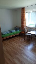 Bungalow mit 4 Zimmer, WC/Dusche, Küche in Ohrdruf-Crawinkel Bild 6