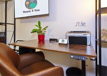 Ergonomischer Arbeitsplatz höhenverstellbar