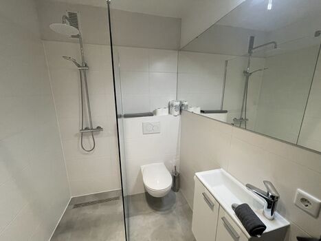 (RN1 Studio Apartment) ROO – Furnished Studio in Oberhausen Zdjęcie 2