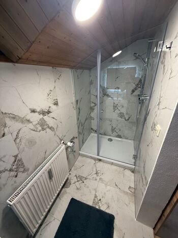 Gästezimmer mit bad für 2 personen in freilasing Bild 4