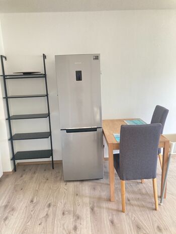2-Zi-Wohnung Pulheim nahe Köln | WLAN + Parkplatz + Waschmaschine + Fit Bild 4