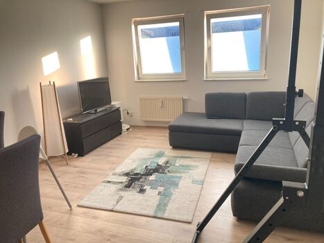 2-Zi-Wohnung Pulheim nahe Köln | WLAN + Parkplatz + Waschmaschine + Fit Bild 2