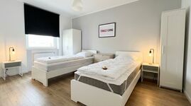 MH11 / TOMASZ-LIVING in DUISBURG - Modernes Bad + Smart TV Zdjęcie 2