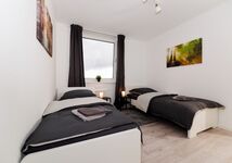 Easy Apartments 24 I BR11 8 Betten Wohnung in Wehen Picture 5