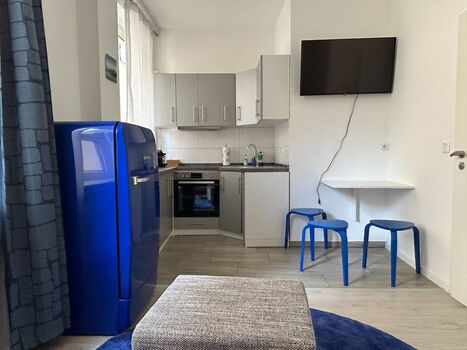 Stilvoll-Zentral-Bahnhof-Altstadt-Mediapaket-W6 Bild 4