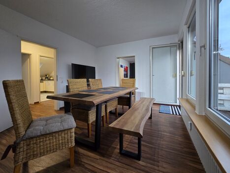 Moderne Monteurwohnung in Datteln: 6 Betten, Balkon, Parken Bild 4