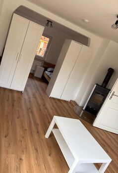 Wohn/Schlafzimmer EG