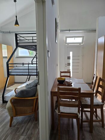 Monteurzimmer, Ferienwohnung, Remote-Arbeitsplatz, Wanderrei Picture 4