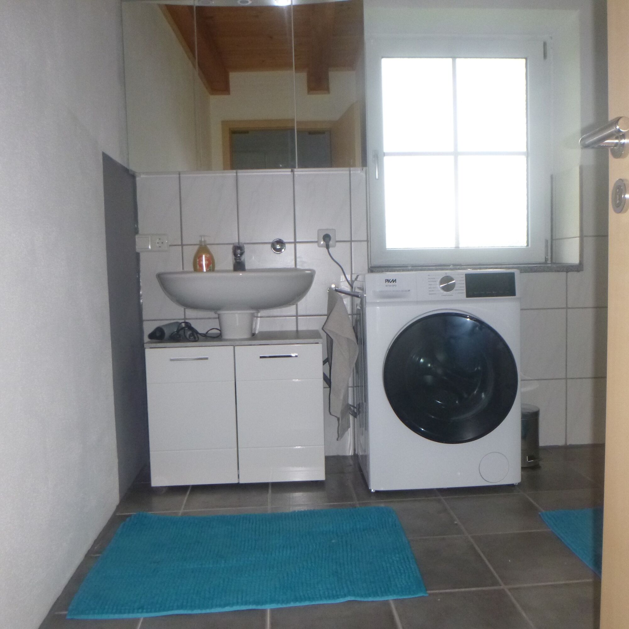 Picture 5