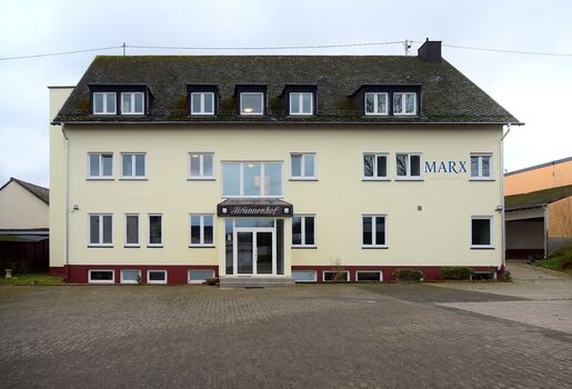 Brunnenhof StayForJob