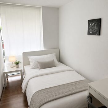 Geräumige 3-Zimmer-Wohnung mit zwei Balkonen Picture 3