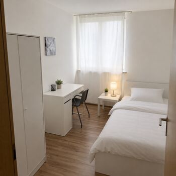 Geräumige 3-Zimmer-Wohnung mit zwei Balkonen Picture 5