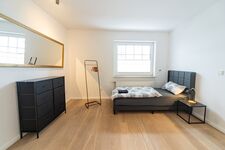 Monteurzimmer Wilhelmshaven Hafen | Parkplatz | Küche | Top Bild 3