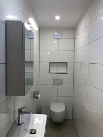 Separater WC neu und groß 