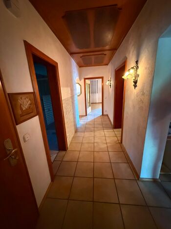 Wohnung mit Balkon Bild 3