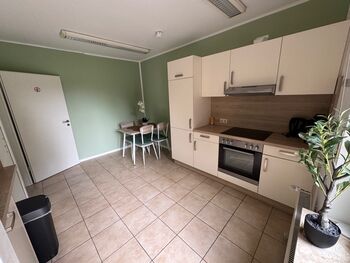 Bennys Monteurzimmer-nur 2KM von der Zentralklinik entfernt! Zdjęcie 4