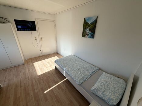 3x Einzelzimmer | 3x Smart TV | Küche | Internet Bild 2
