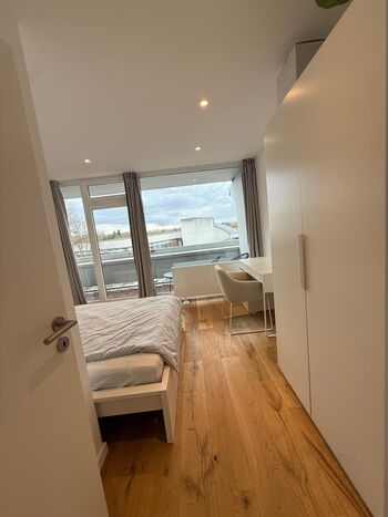 2 Zimmer Wohnung, frisch Saniert, Perlach (