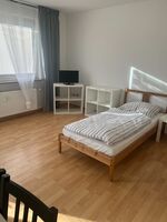 Schlafzimmer 5